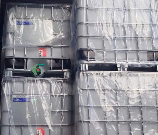 Dịch Vụ Giao Hàng Thùng Phi Nhựa Và Bồn Tank IBC 1000 Lít Tận Nơi Dịch Vụ Giao Hàng Thùng Phi Nhựa Và Bồn Tank IBC 1000 Lít Tận Nơi